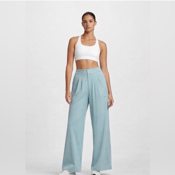 Nike Pants - ✔️NWT✔️ NIKE 24.7 PerfectStretch High-Waisted Wide Leg Pants
